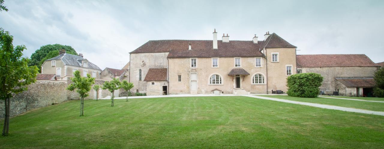 Le Prieure Hotel Noyers Bagian luar foto