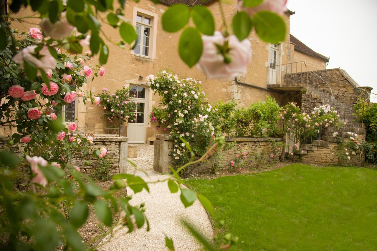 Le Prieure Hotel Noyers Bagian luar foto