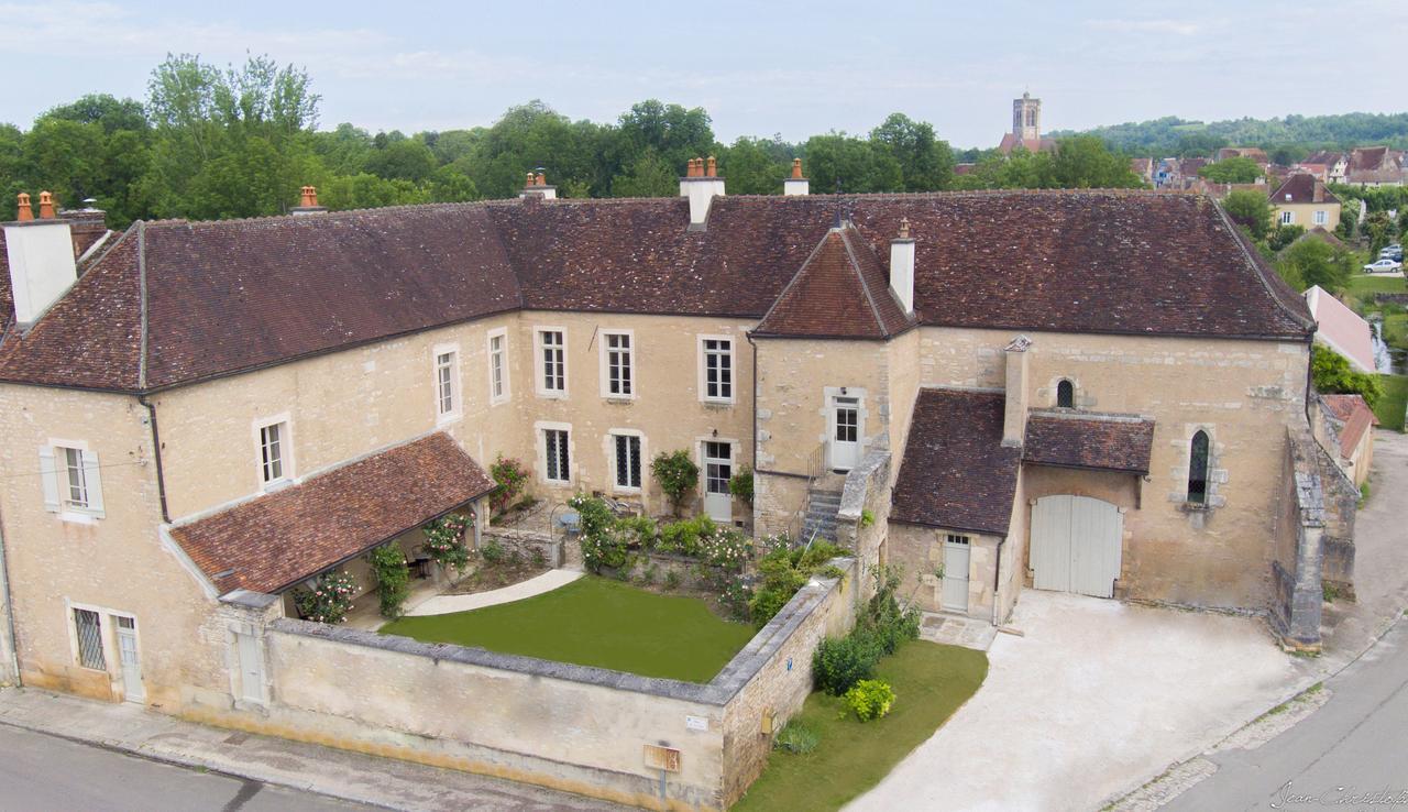 Le Prieure Hotel Noyers Bagian luar foto