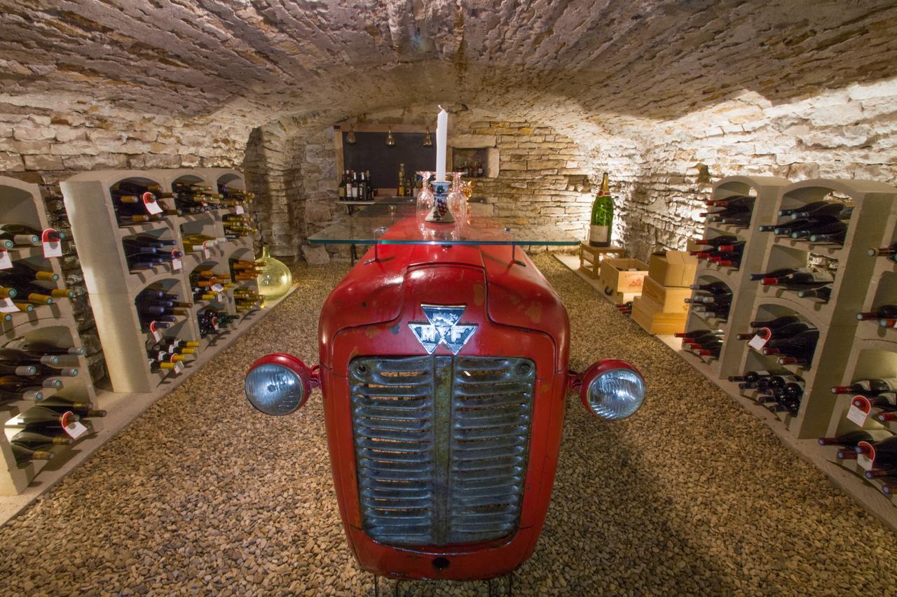 Le Prieure Hotel Noyers Bagian luar foto