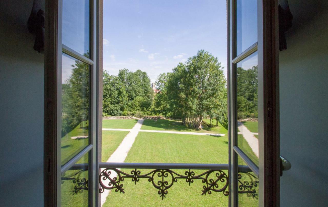 Le Prieure Hotel Noyers Bagian luar foto
