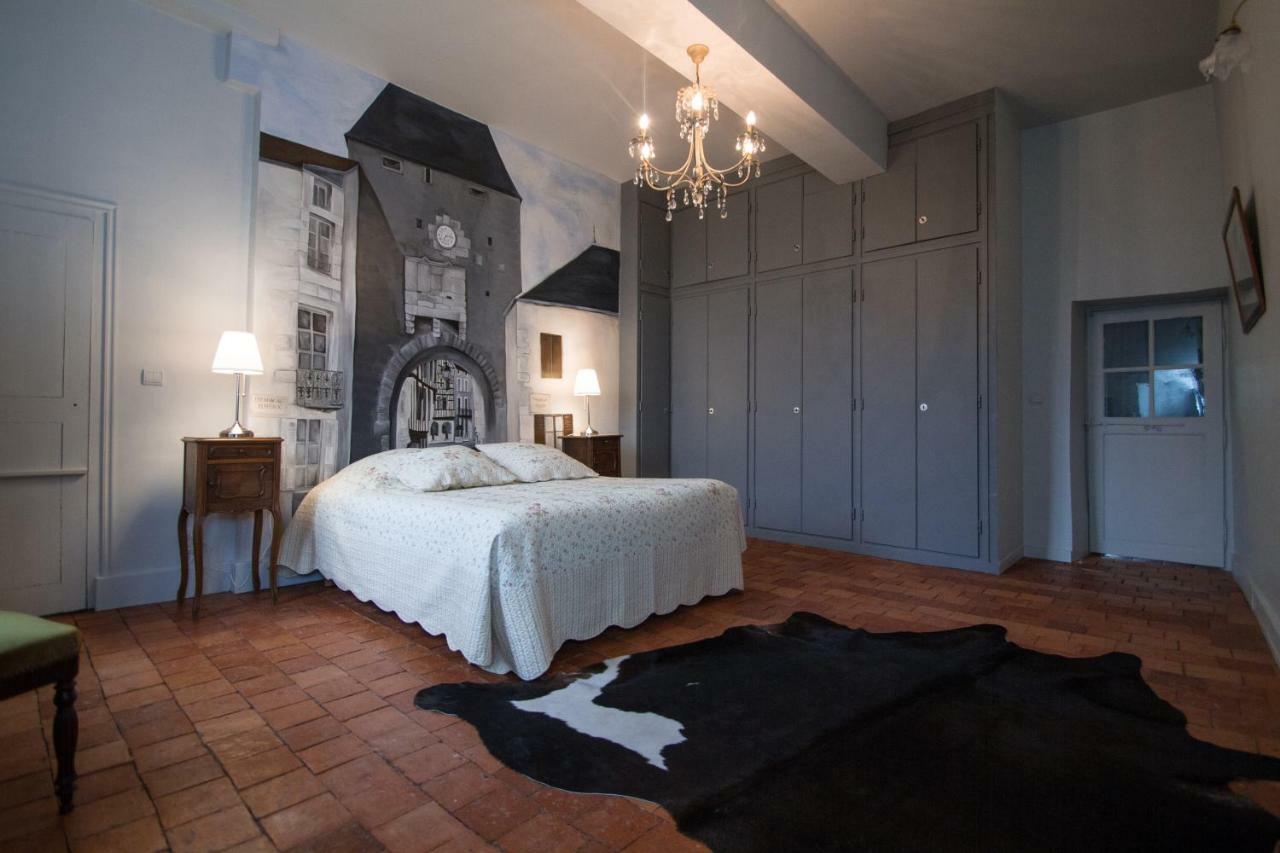 Le Prieure Hotel Noyers Bagian luar foto
